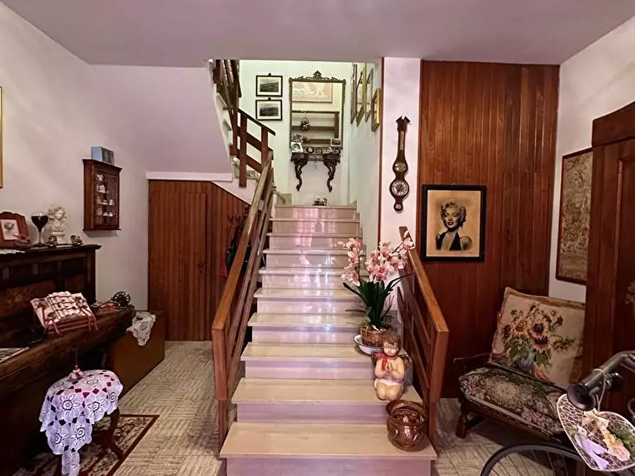 Immagine 2 di Appartamento in vendita  a Castelfiorentino