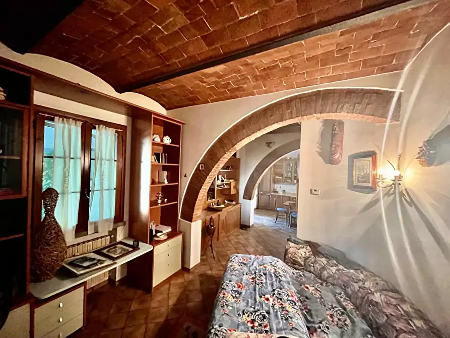 Immagine 10 di Rustico / casale in vendita  a Palaia