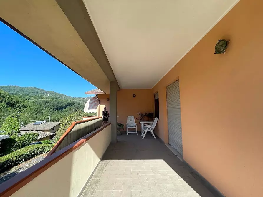 Immagine 11 di Casa indipendente in vendita  a Fivizzano