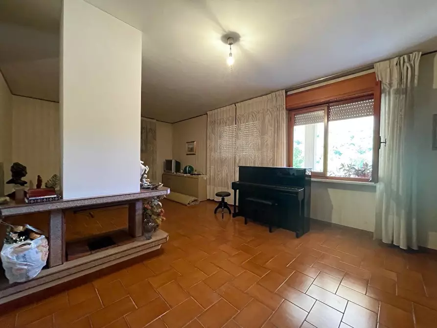 Immagine 16 di Casa indipendente in vendita  a Fivizzano