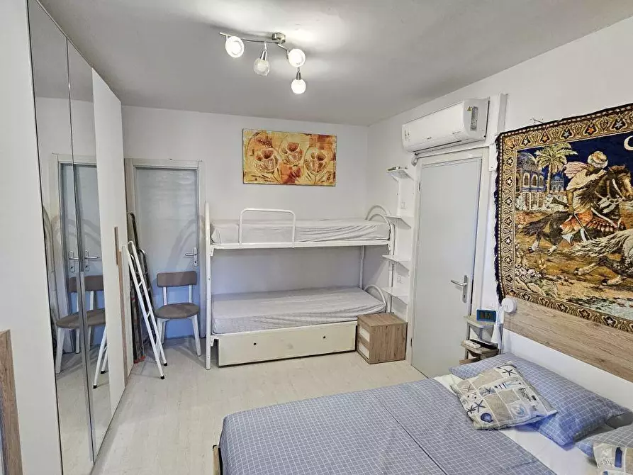 Immagine 13 di Appartamento in vendita  a Massa