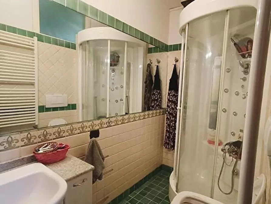 Immagine 24 di Villetta a schiera in vendita  a Carrara