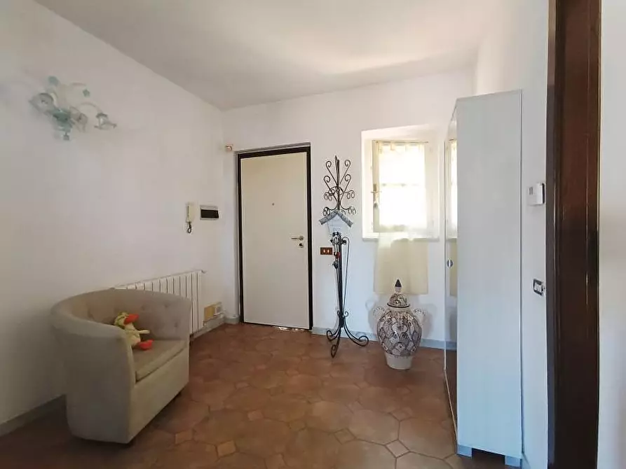 Immagine 7 di Villetta a schiera in vendita  a Carrara