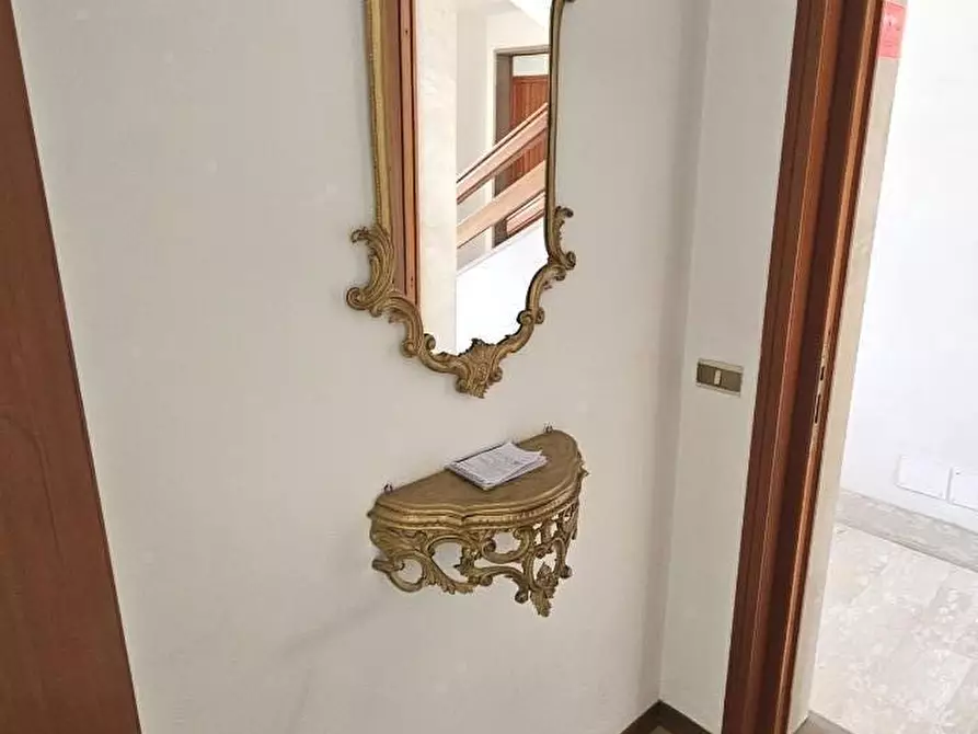 Immagine 14 di Appartamento in vendita  a Massa