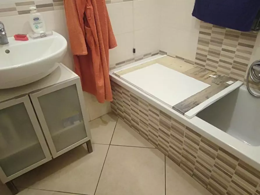 Immagine 13 di Villa in vendita  a Viareggio