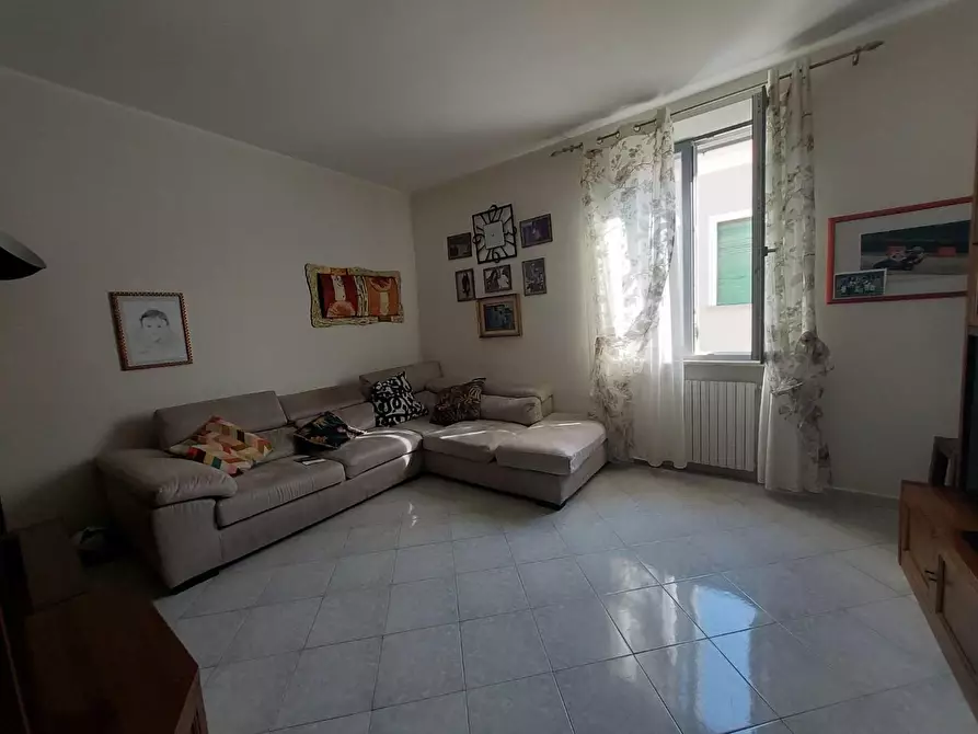 Immagine 2 di Appartamento in vendita  a Pontedera