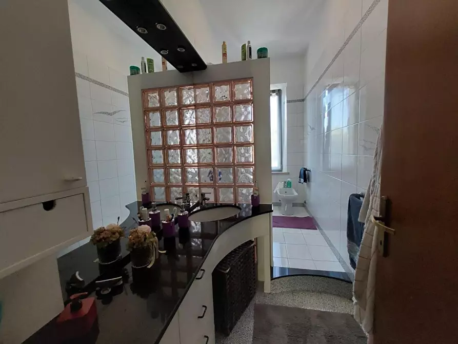 Immagine 16 di Appartamento in vendita  a Pontedera