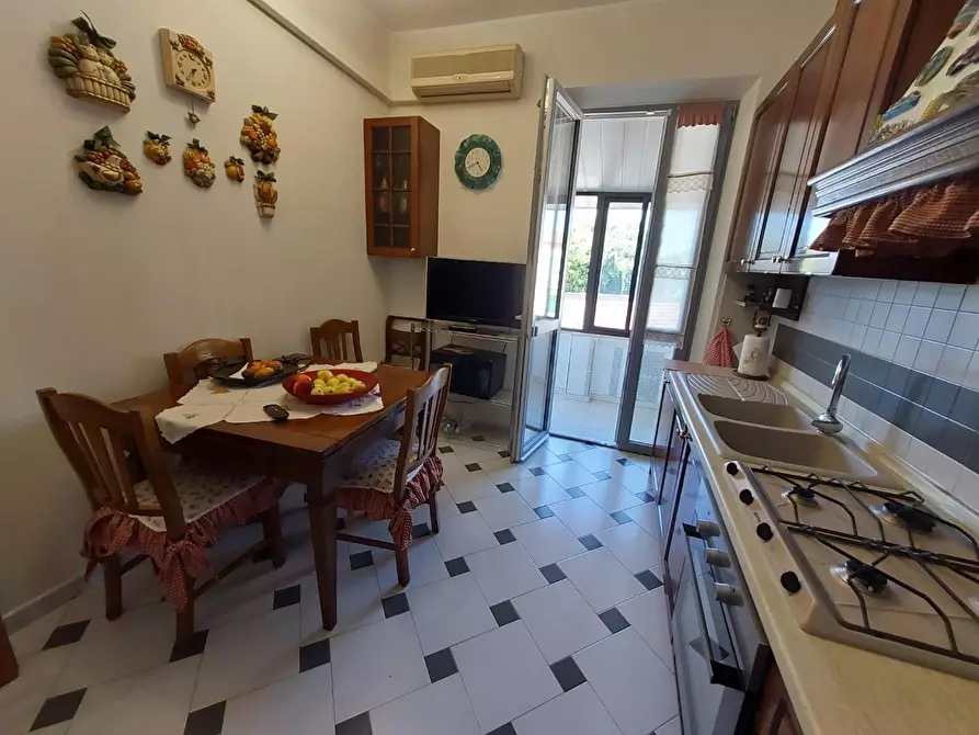 Immagine 12 di Appartamento in vendita  a Pontedera