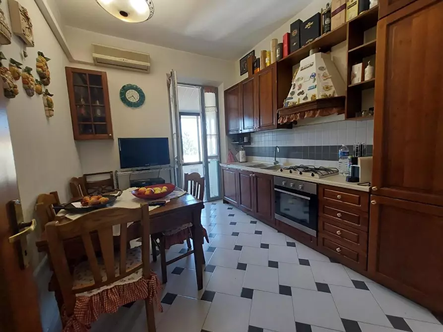 Immagine 8 di Appartamento in vendita  a Pontedera