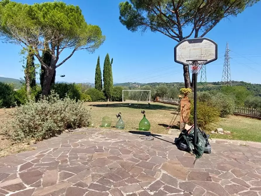 Immagine 27 di Villa in vendita  a Montelupo Fiorentino