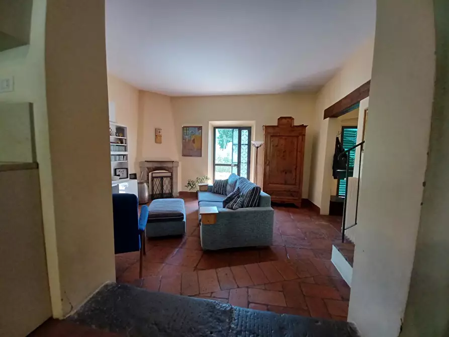 Immagine 67 di Casa colonica in vendita  a Capraia E Limite