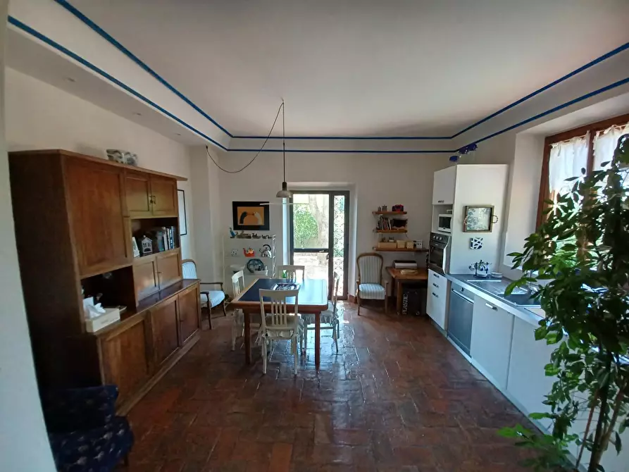 Immagine 34 di Casa colonica in vendita  a Capraia E Limite