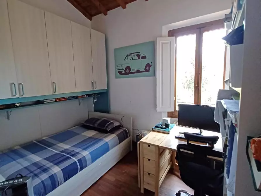 Immagine 57 di Casa colonica in vendita  a Capraia E Limite