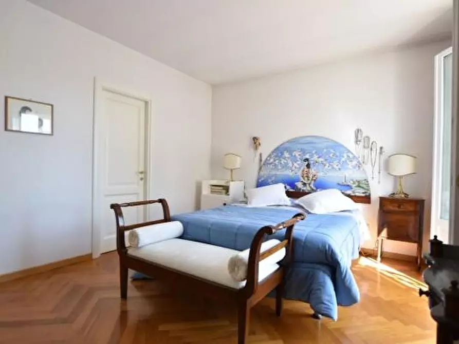 Immagine 3 di Villa in vendita  a Calcinaia