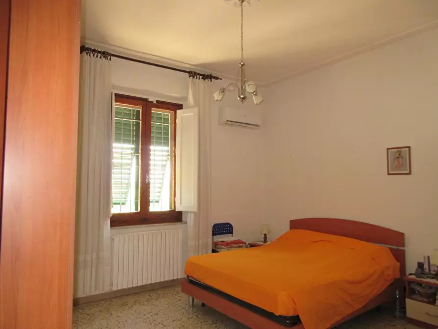 Immagine 7 di Villa in vendita  a Empoli