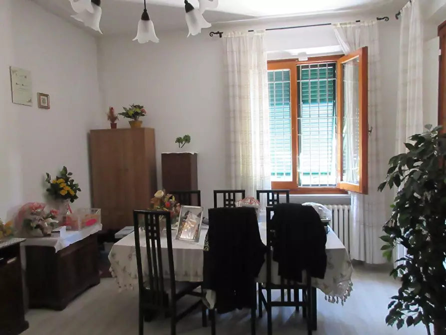 Immagine 5 di Villa in vendita  a Empoli