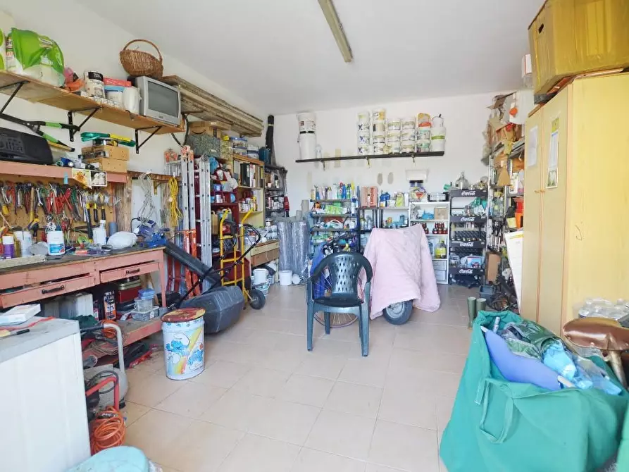 Immagine 11 di Villa in vendita  a Porcari