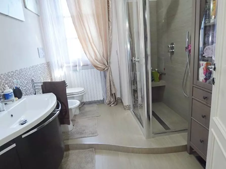 Immagine 21 di Villa in vendita  a Porcari