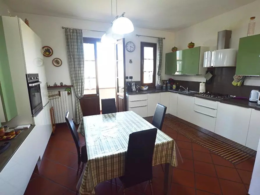 Immagine 13 di Villa in vendita  a Porcari