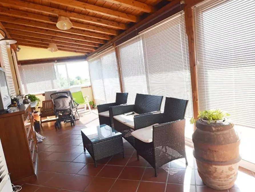 Immagine 17 di Villa in vendita  a Porcari