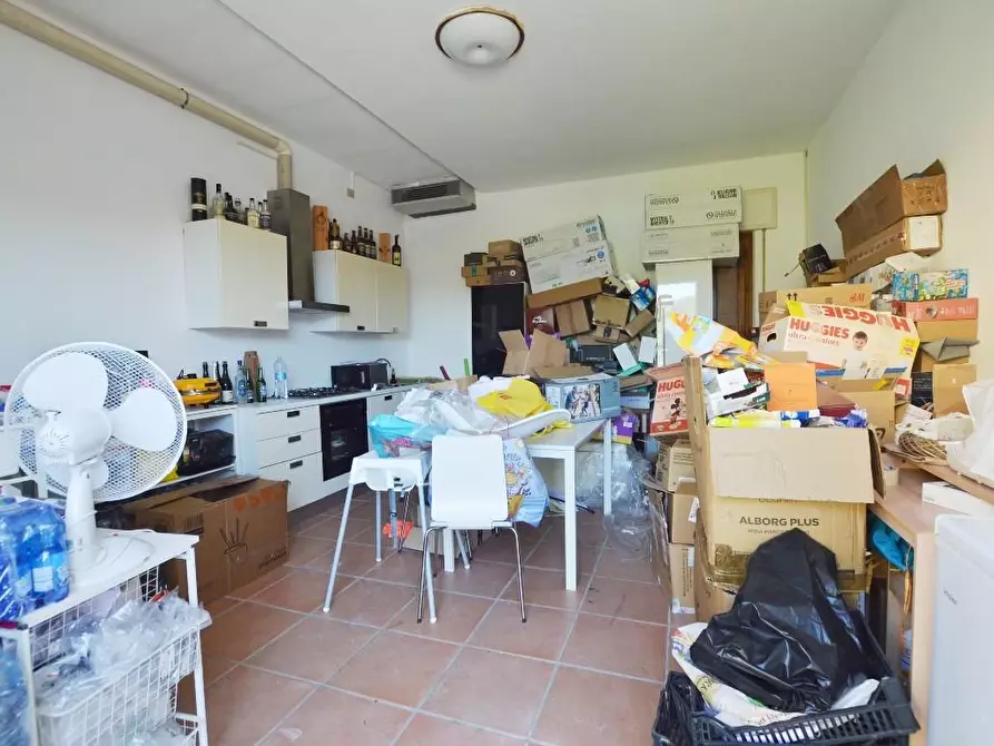 Immagine 9 di Villa in vendita  a Porcari