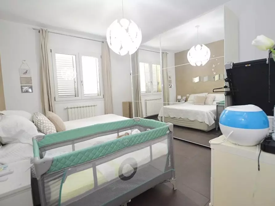 Immagine 5 di Villa in vendita  a Porcari