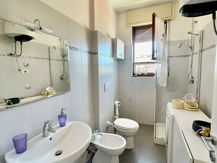 Immagine 12 di Appartamento in vendita  a Massa