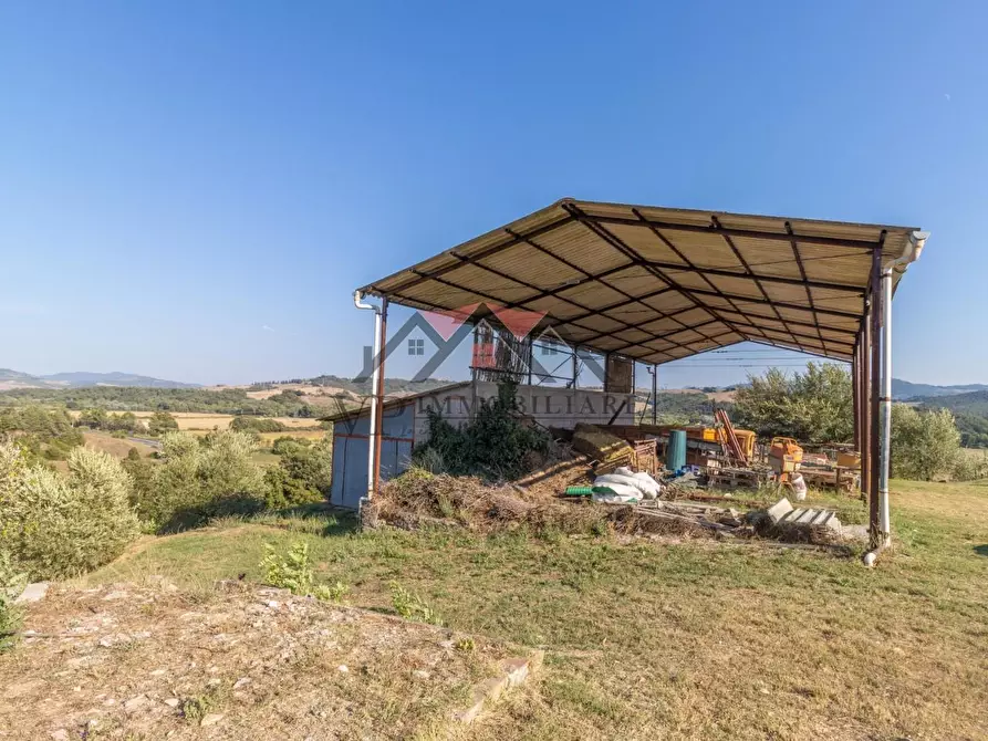 Immagine 26 di Casa colonica in vendita  a Montecatini Val Di Cecina