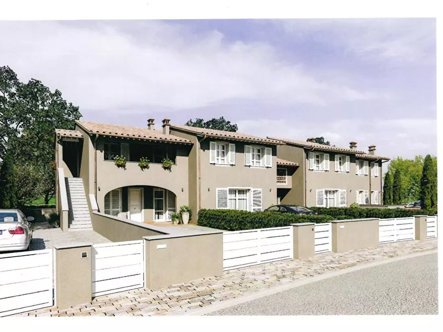 Immagine 3 di Villetta a schiera in vendita  a Pontedera