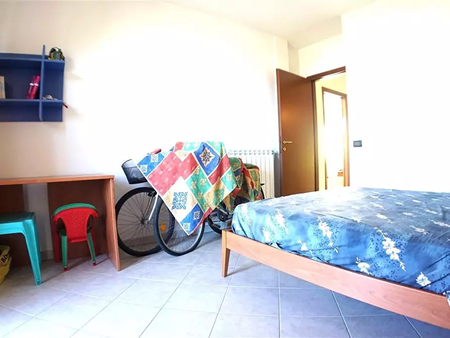 Immagine 16 di Appartamento in vendita  a Massa