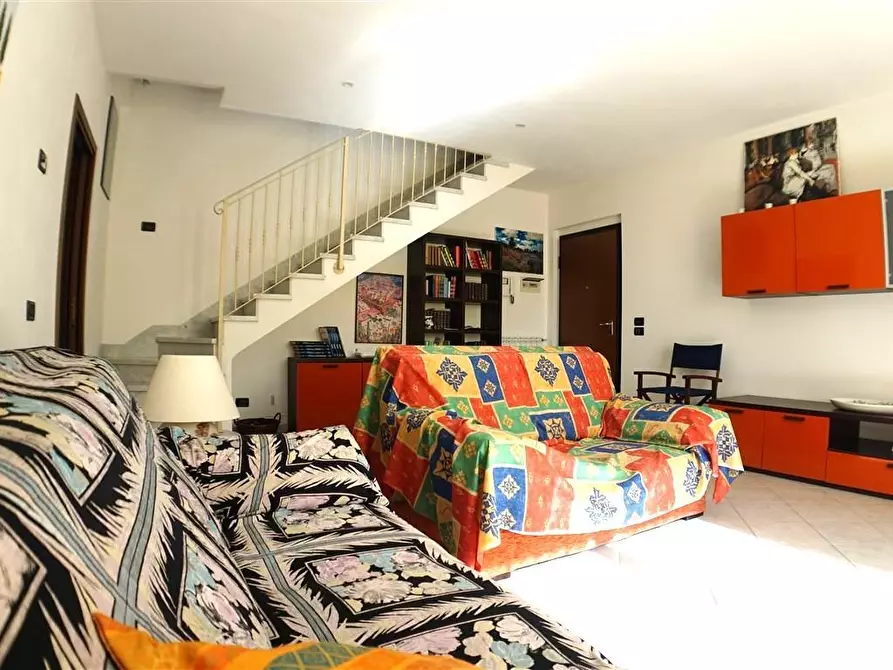 Immagine 9 di Appartamento in vendita  a Massa