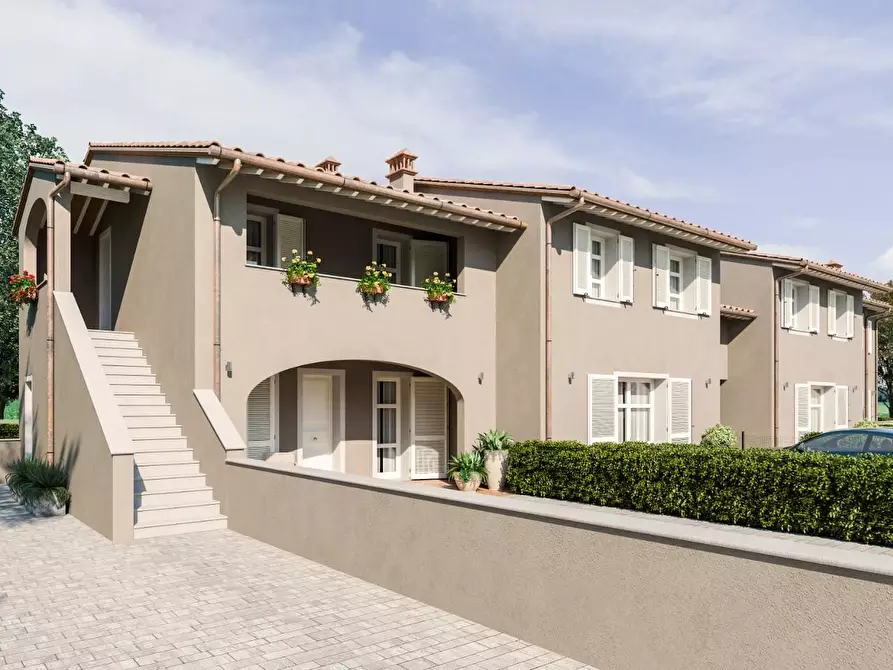 Immagine 2 di Appartamento in vendita  a Pontedera