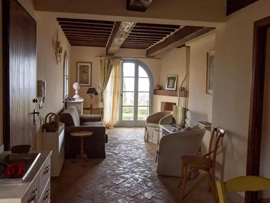 Immagine 13 di Villa in vendita  a Chianni