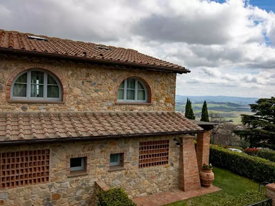 Immagine 4 di Villa in vendita  a Chianni