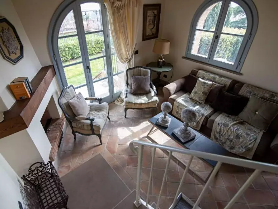 Immagine 13 di Villa in vendita  a Chianni