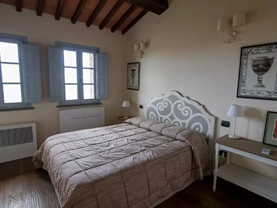 Immagine 19 di Villa in vendita  a Chianni