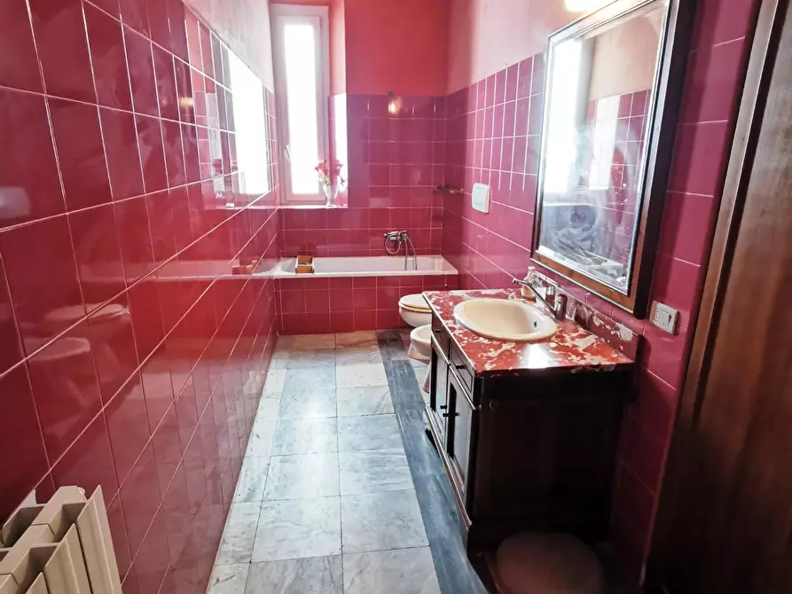 Immagine 6 di Appartamento in vendita  a Livorno