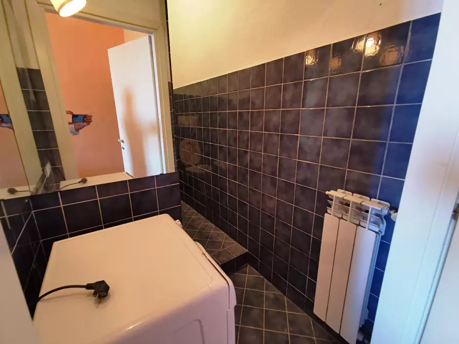 Immagine 12 di Appartamento in vendita  a Livorno