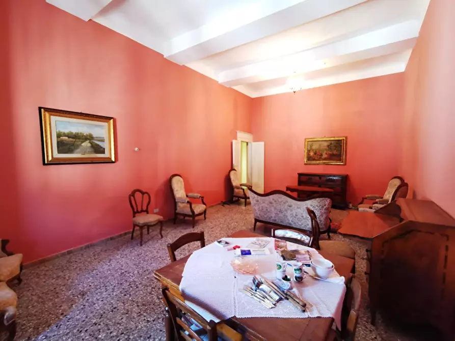 Immagine 3 di Appartamento in vendita  a Livorno