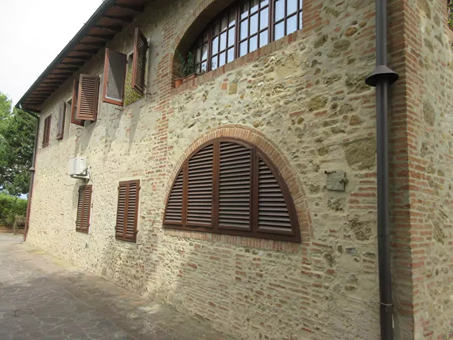 Immagine 4 di Villa in vendita  a Montelupo Fiorentino