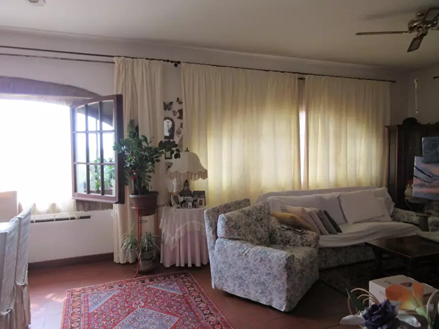 Immagine 10 di Villa in vendita  a Montelupo Fiorentino