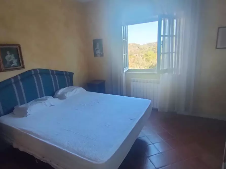 Immagine 23 di Casa indipendente in vendita  a Sarzana