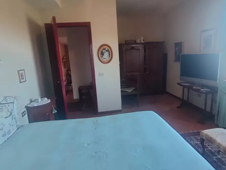 Immagine 19 di Casa indipendente in vendita  a Sarzana
