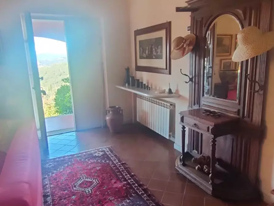 Immagine 3 di Casa indipendente in vendita  a Sarzana