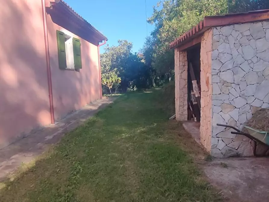 Immagine 62 di Casa indipendente in vendita  a Sarzana