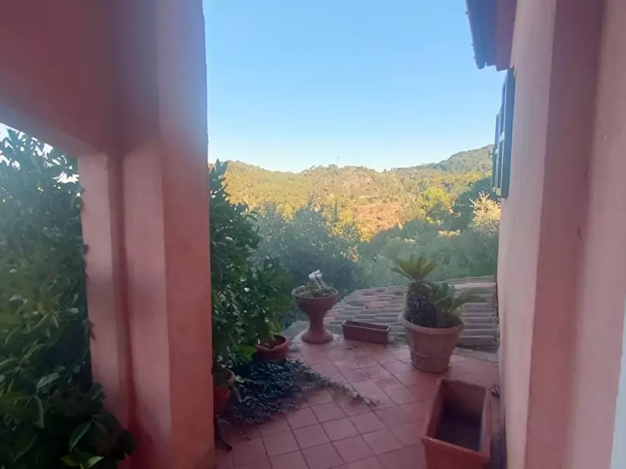 Immagine 43 di Casa indipendente in vendita  a Sarzana