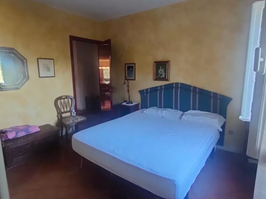 Immagine 24 di Casa indipendente in vendita  a Sarzana