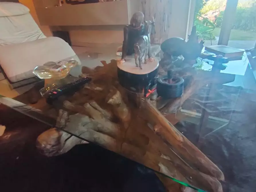 Immagine 49 di Casa indipendente in vendita  a Sarzana