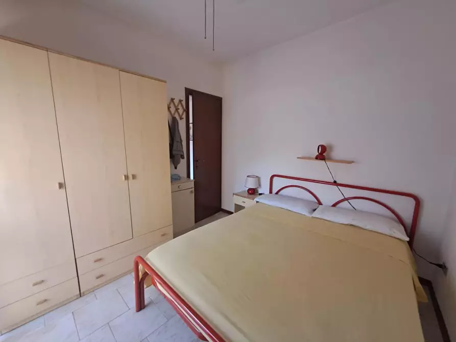 Immagine 10 di Mansarda in vendita  a Massa