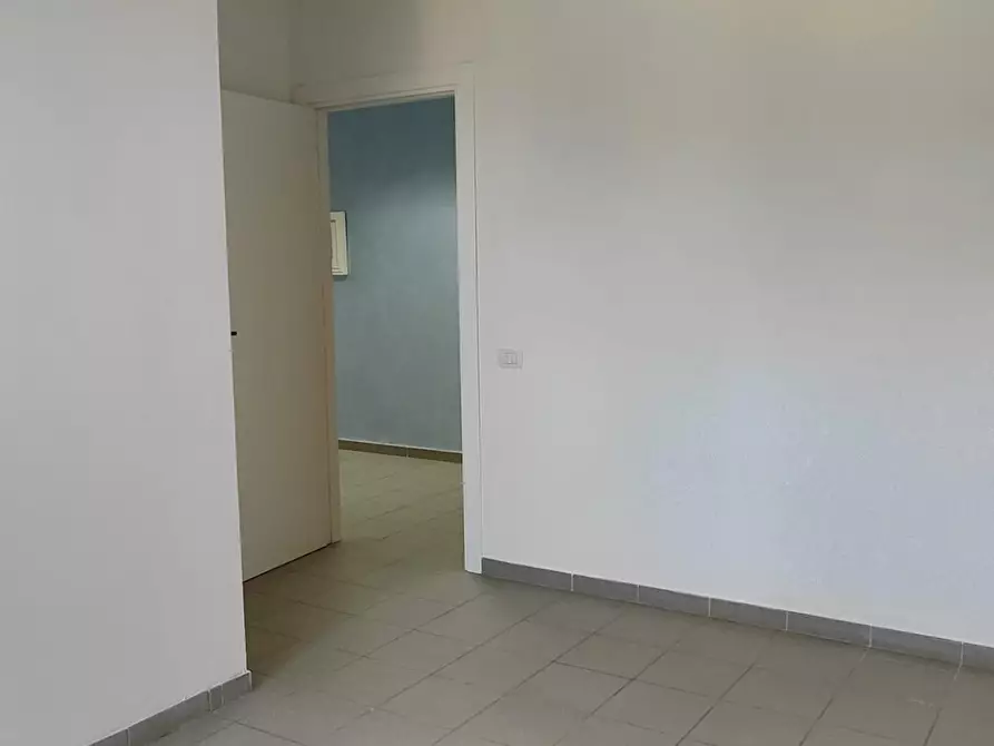 Immagine 4 di Ufficio in affitto  a San Miniato